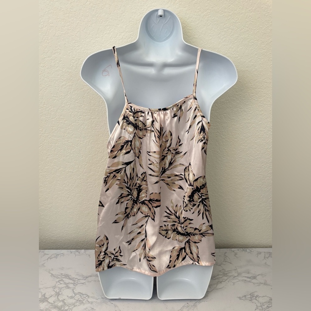Rachel Ashwell Floral Strappy Top Women’s Small Peach Metallic Pullover - Picture 3 of 5